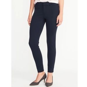 **NEW** Old Navy Pixie Built-in Sculpt Pants | 4